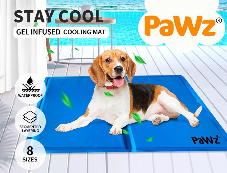 Dog relaxing on blue cooling pad for dogs​